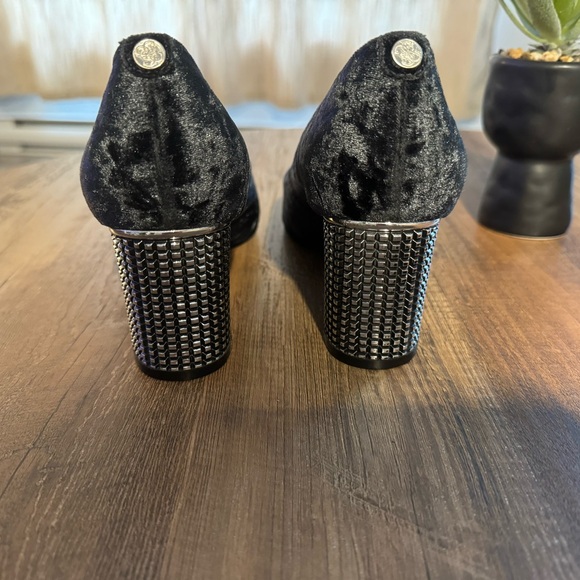 🚨Magnifiques souliers GUESS - 8 - Picture 3 of 5